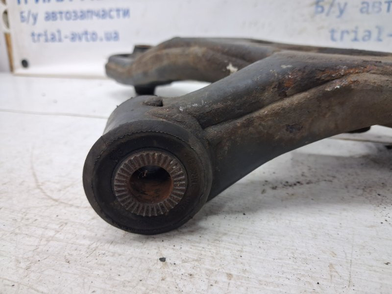 Рычаг правый Toyota Auris E150 1.6 БЕНЗИН 1ZRFAE 2006 (б/у) Київ - зображення 3