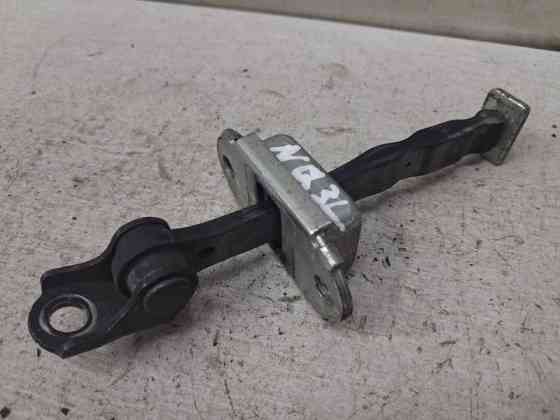 Ограничитель двери задний левый Nissan Qashqai 2006-2013 82430JD000 (Арт. 82835) Киев