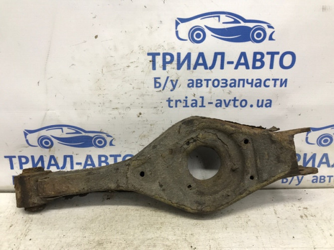 Рычаг задней подвески нижний поперечный (под пружину) Kia Ceed ED 1.6 ДИЗЕЛЬ D4FB МКПП (б/у) Київ - зображення 4