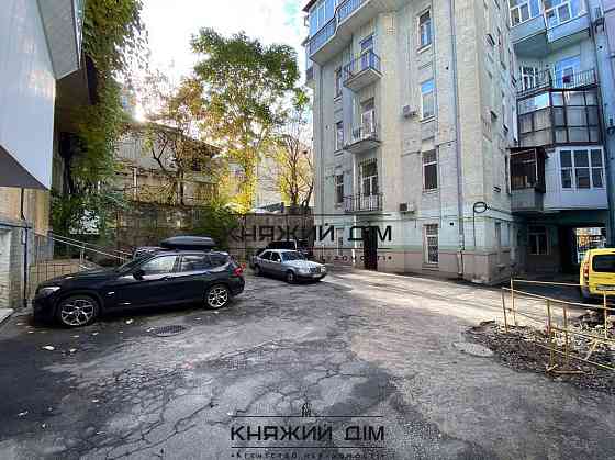 Продаж 3 кімнатна квартира м. Олімпійська КОД 21147044 Киев