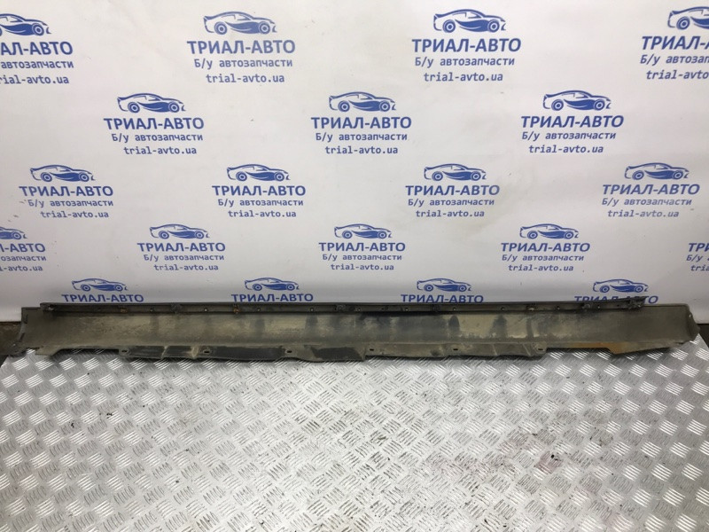 Накладка порога внешняя правая Toyota Avensis T25 1.8 БЕНЗИН 1ZZFE 2002 (б/у) Киев - изображение 4