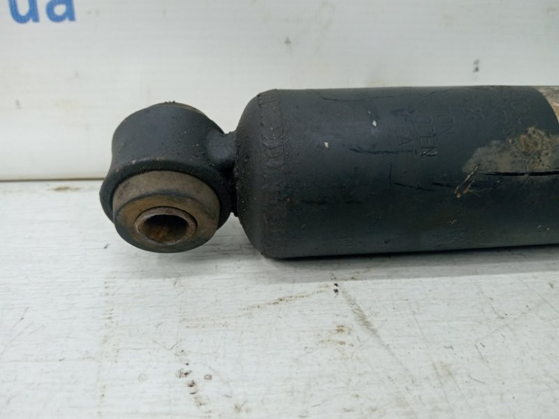 Амортизатор задний SsangYong Rexton Y250 2.7 D27DT 2006 (б/у) Киев - изображение 2