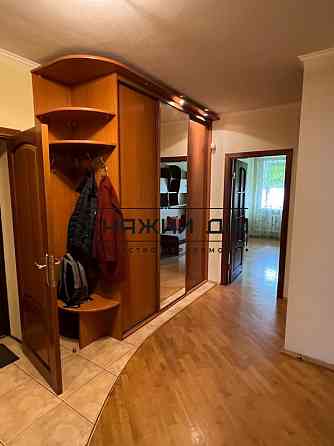 Оренда 3-кімнатна студія просп. Оболонський 22В метро Мінська Код: 11109828 Киев