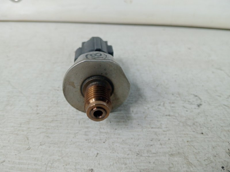 Датчик давления топлива в рейке Mitsubishi Pajero Wagon 4 3.2 ДИЗЕЛЬ 4M41 2006 (б/у) Київ - зображення 2