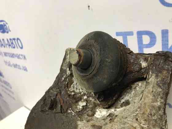 Рычаг передний верхний левый Mitsubishi L200 KB 2.5 ДИЗЕЛЬ 4D56U 2006 (б/у) Київ