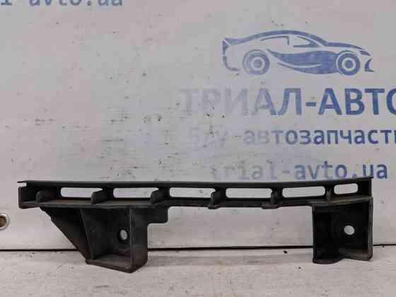 Кронштейн бампера передний левый Volkswagen Caddy 2K 1.9 DIESEL BJB 2003 (б/у) Киев