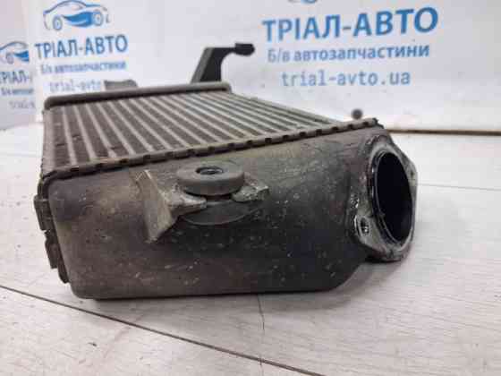 Радиатор интеркуллера Mitsubishi L200 KB 2.5 DIESEL 4D56 2006 (б/у) Киев