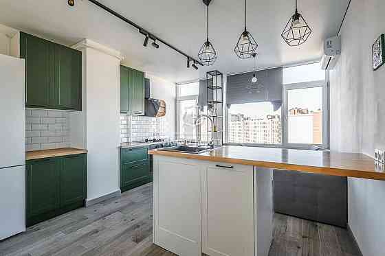 продажа 2-к квартира Киев, Соломенский, 138000 $ Киев