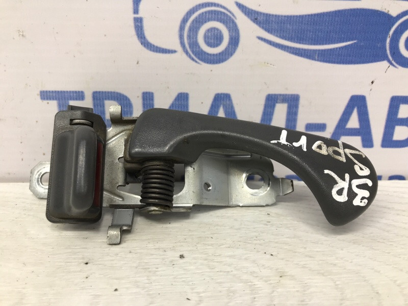 Ручка двери внутренняя правая Mitsubishi Pajero Sport K9 2.5 DIESEL 4D56 1996 (б/у) Київ - зображення 1