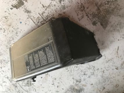 Бу крышка блока предохранителей Renault Megane Scenic 1, 7700430975 Кропивницький - зображення 1