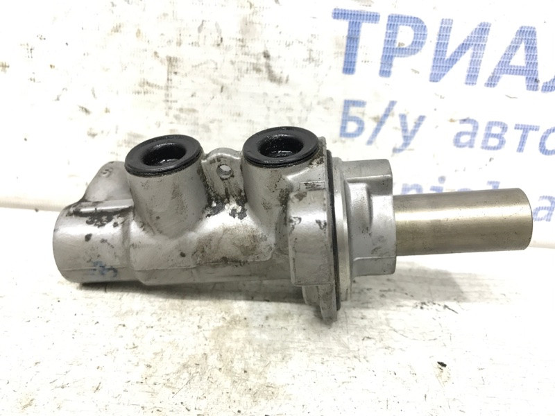 Тормозной цилиндр главный Hyundai Santa fe DM 2.2 DIESEL D4HB 2012 (б/у) Київ - зображення 2