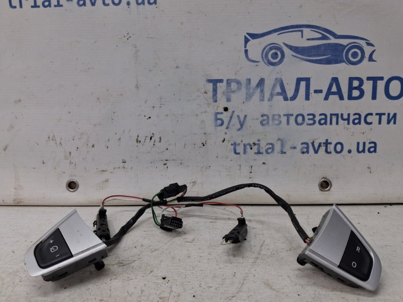 Кнопки руля Renault Megane 3 1.5 DIESEL K9K 2008 (б/у) Київ - зображення 1