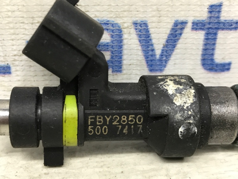 Форсунка топливная Nissan Qashqai J10 2.0 БЕНЗИН MR20DE 2006 (б/у) Київ - зображення 2