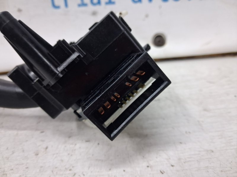 Переключатель подрулевой левый(поворотники) SsangYong Korando C200 2.0 DIESEL D20DT 2010 (б/у) Київ - зображення 3