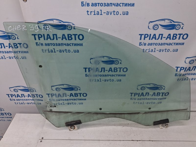 Стекло двери переднее правое Jeep Cherokee KL 2.4 БЕНЗИН ED6 2013 (б/у) Киев - изображение 1