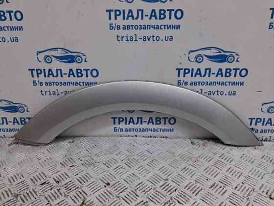 Накладка крыла Mitsubishi Pajero Wagon 3 3.2 ДИЗЕЛЬ 4M41 1999 перед. прав. (б/у) Киев