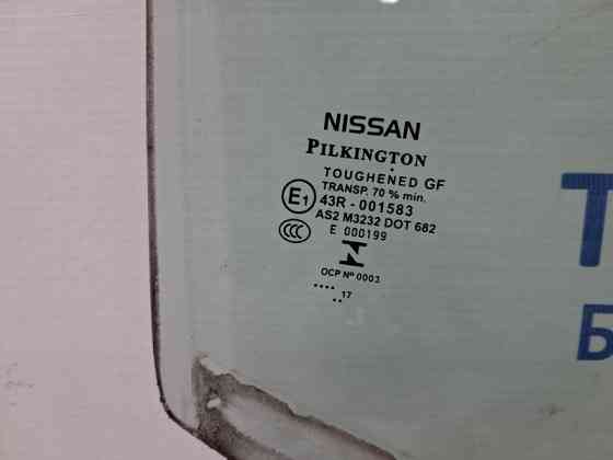 Стекло двери заднее правое Nissan Qashqai J11 1.2 БЕНЗИН HRA2DDT 2013 (б/у) Киев