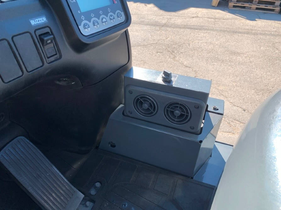 Вилочный автопогрузчик TCM (Nissan), с полукабиной, печью и позиционером вил. Модель: FGE18T5. Ужгород - изображение 8