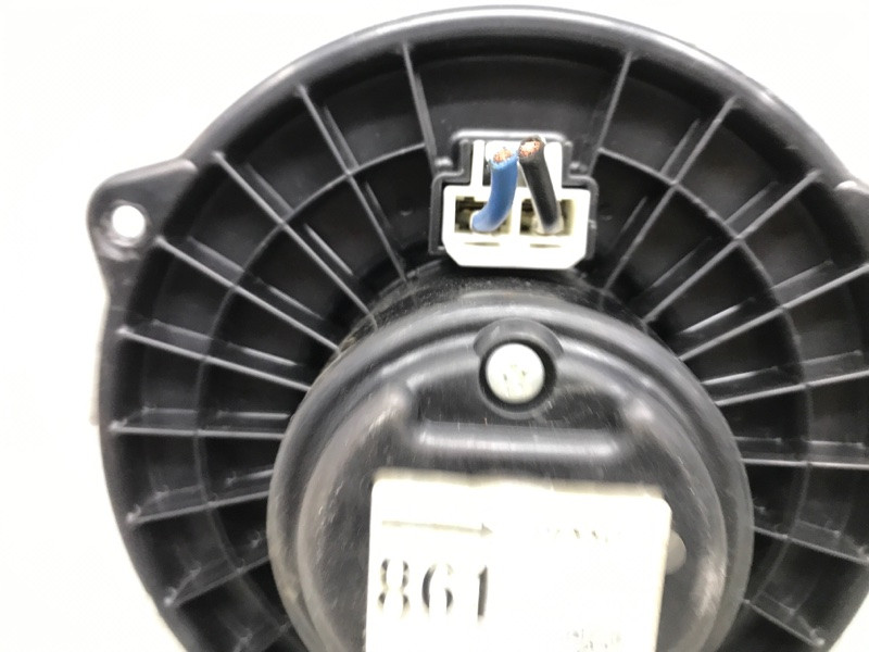 Моторчик печки Mitsubishi Pajero Wagon 4 3.2 ДИЗЕЛЬ 4M41 2006 (б/у) Київ - зображення 4