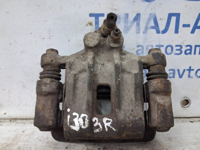Суппорт задний правый Hyundai I30 FD 1.6 DIESEL D4FB 2007 (б/у) Киев - изображение 1