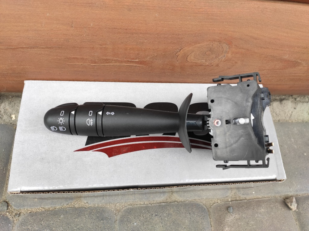 Подрулевой переключатель левый Renult Trafic 2001-2013 (BSG 65-855-001) новый Ковель - зображення 1