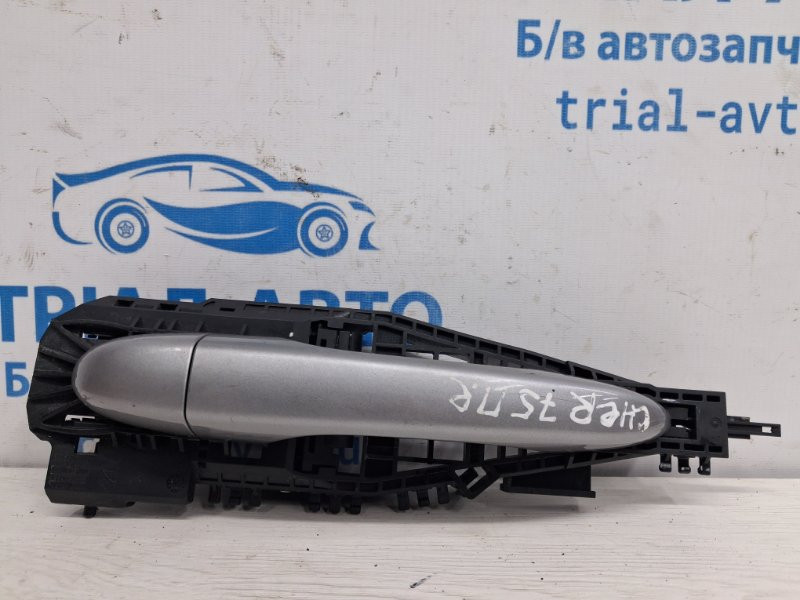 Ручка двери внешняя передняя правая Jeep Cherokee KL 2.4 БЕНЗИН ED6 2013 (б/у) Киев - изображение 1