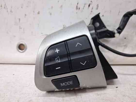 Кнопки руля Toyota Auris E150 1.6 БЕНЗИН 1ZRFAE 2006 (б/у) Киев
