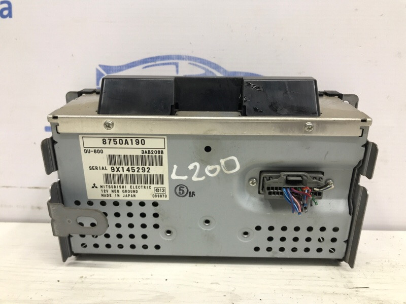 Дисплей информационный Mitsubishi L200 KB 2.5 ДИЗЕЛЬ 4D56U 2006 (б/у) Киев - изображение 3