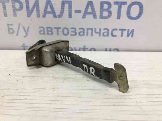 Ограничитель двери передний правый Toyota RAV 4 2006-2013 6861042020 (Арт. 53095) Київ