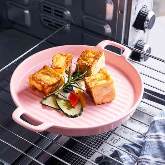 Страва з рифленим дном кругла 6741 22 см рожева Київ