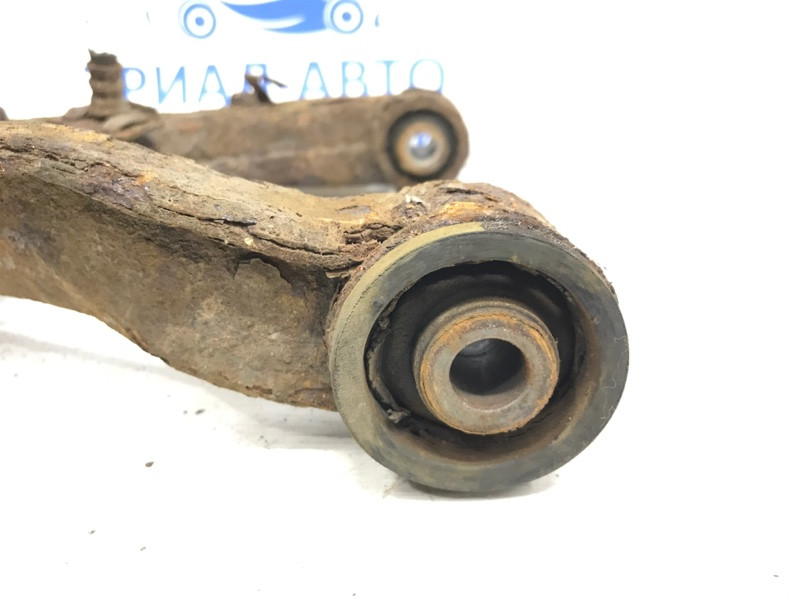 Рычаг передний верхний правый Mitsubishi Pajero Wagon 3 3.2 ДИЗЕЛЬ 4M41 1999 (б/у) Київ - зображення 4