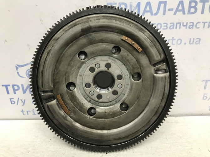 Маховик Nissan Juke 2010-2019 123103YV0A (Арт. 47922) Київ - зображення 1