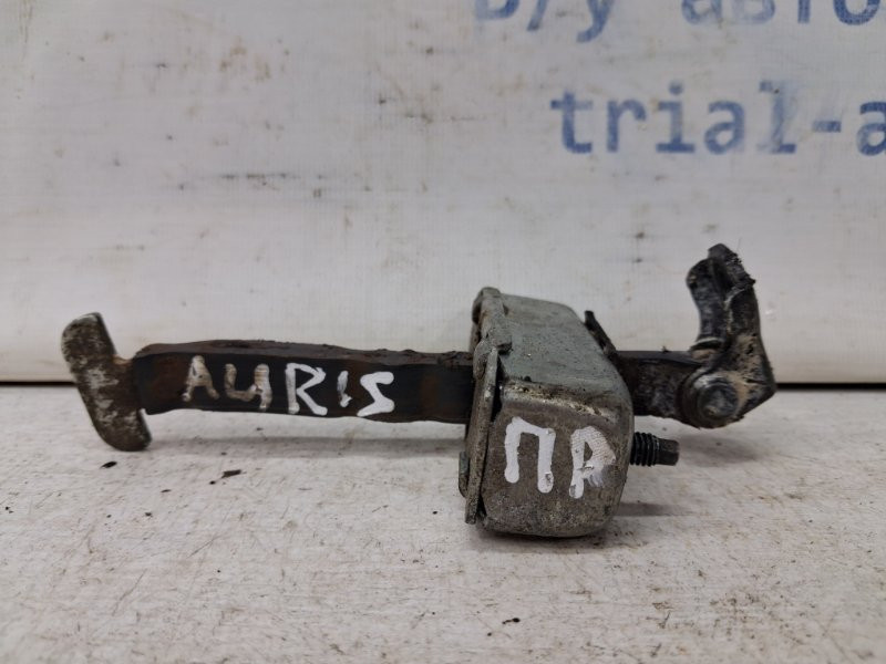 Ограничитель двери передний правый Toyota Auris 2006-2012 6861002121 (Арт. 64462) Київ - зображення 1