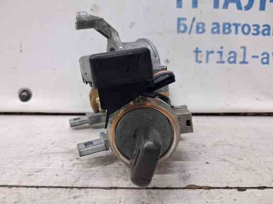 Замок зажигания Mitsubishi Pajero Wagon 3 3.2 ДИЗЕЛЬ 4M41 1999 (б/у) Киев