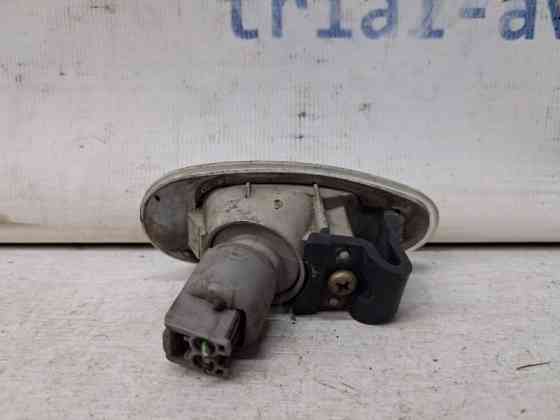 Повторитель поворотника Mitsubishi Pajero Wagon 3 3.2 ДИЗЕЛЬ 4M41 1999 (б/у) Киев