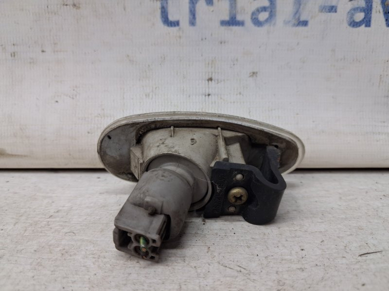 Повторитель поворотника Mitsubishi Pajero Wagon 3 3.2 ДИЗЕЛЬ 4M41 1999 (б/у) Київ - зображення 2