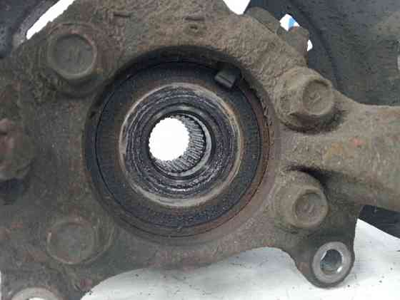 Кулак поворотный левый со ступицей Toyota RAV 4 2012-2018 4321242081 (Арт. 58684) Київ