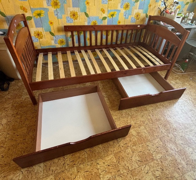 Продам ліжечко деревʼяне з матрасом Київ - зображення 4