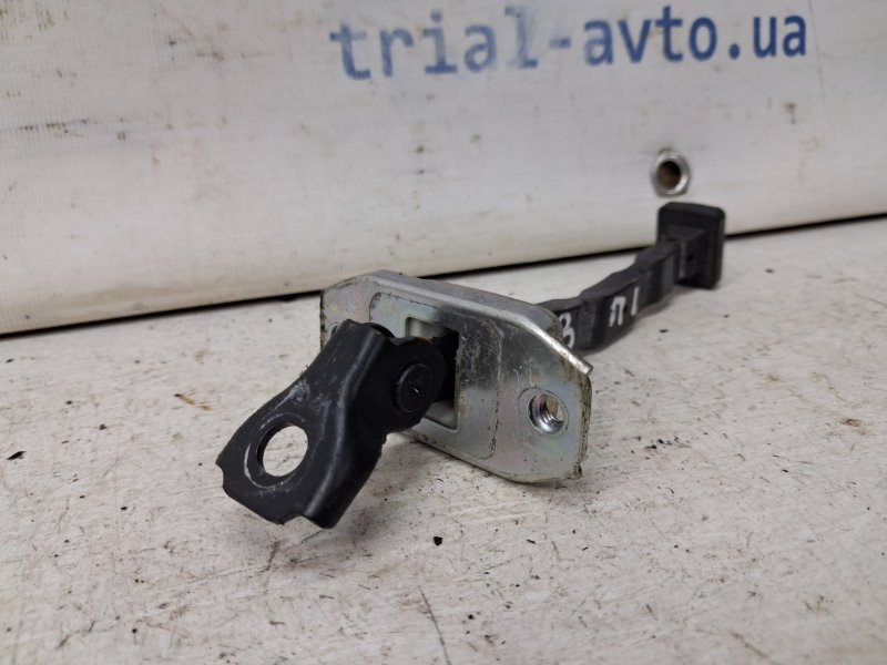 Ограничитель двери передний левый Mazda 3 BM 2.2 DIESEL 2013 (б/у) Київ - зображення 2