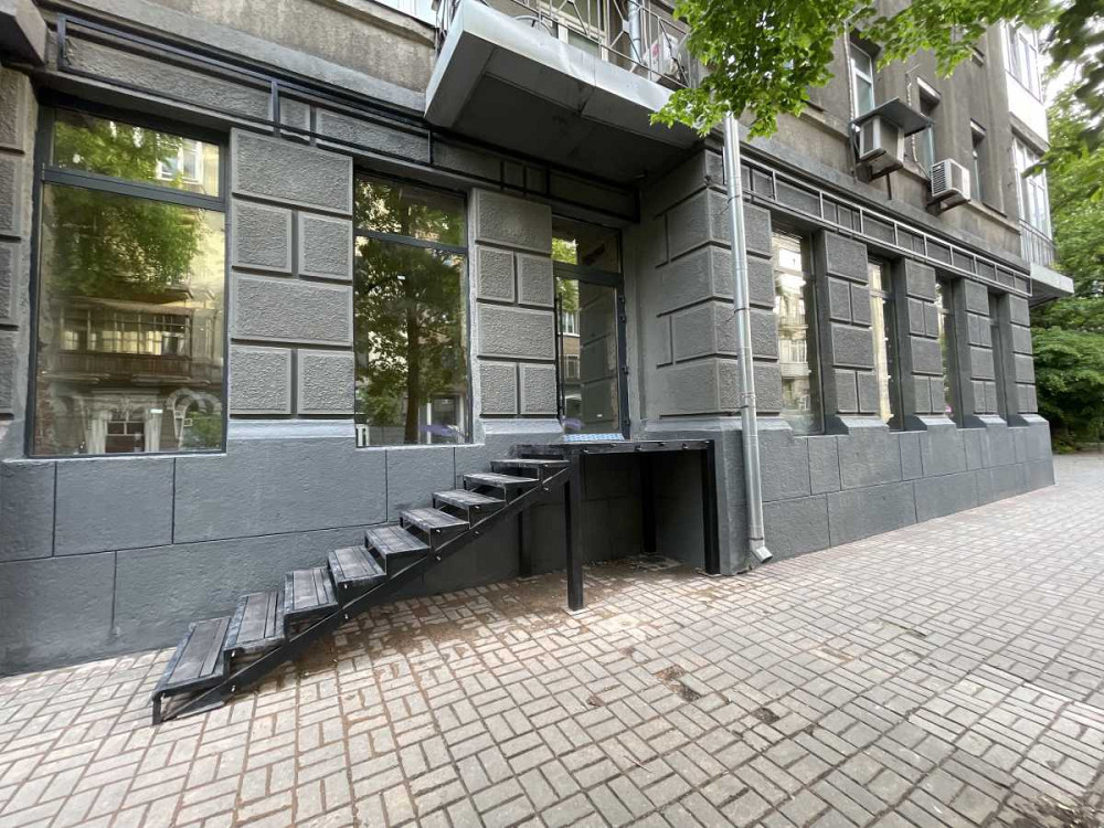 продажа помещения свободного назначения, здания Киев, Печерский, 870000 $ Киев - изображение 1