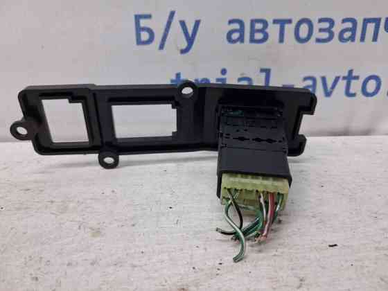 Кнопка аварийки Mitsubishi Pajero Sport K9 2.5 DIESEL 4D56 1996 (б/у) Київ