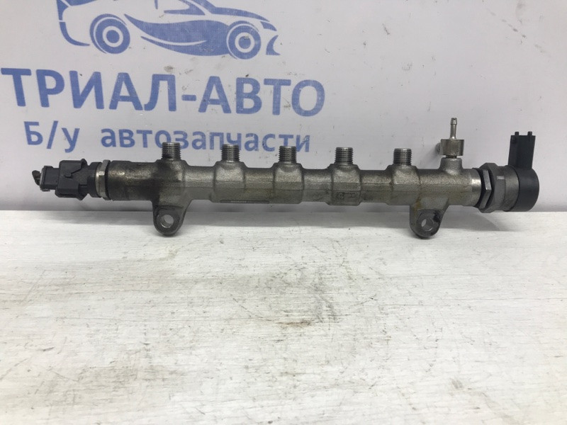 Топливная рампа Hyundai Tucson TL 1.7 DIESEL D4FD 2015 (б/у) Киев - изображение 1