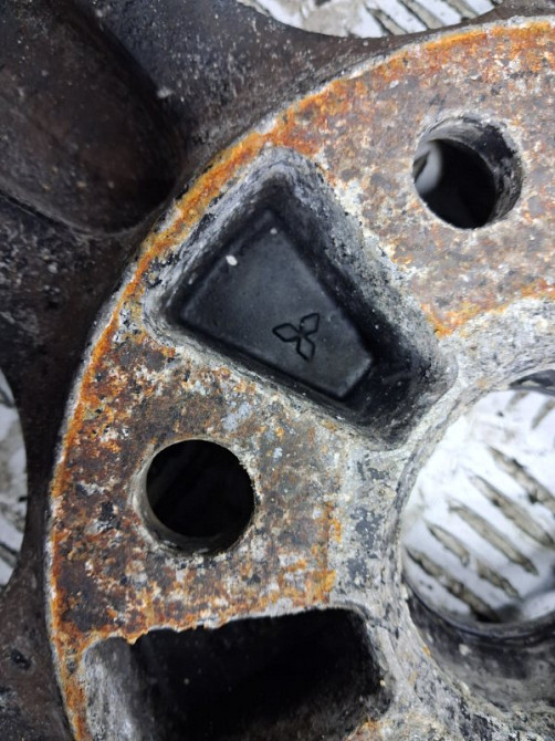 Диски титан комплект R16 Mitsubishi Pajero Wagon 3 3.2 ДИЗЕЛЬ 4M41 1999 (б/у) Київ - зображення 7