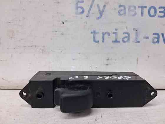 Кнопка стеклоподъемника Mitsubishi Pajero Sport K9 3.0 БЕНЗИН 6G72 1996 (б/у) Киев