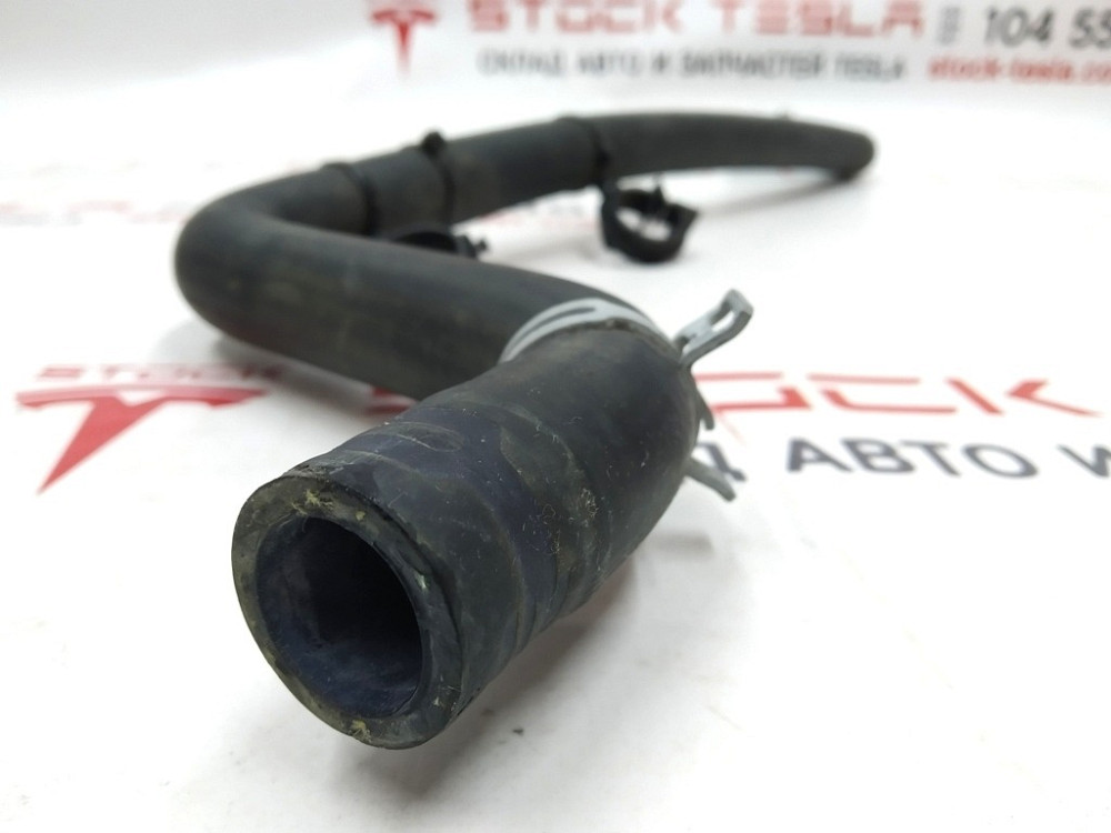 2Шланг охлаждения с тройного клапана на четвертной клапан Tesla model S 6008298-00-G Київ - зображення 3