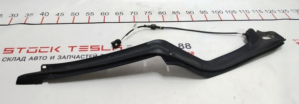 Панель с датчиком закрытия задней левой двери задняя Tesla model X 1037560-00-F Київ - зображення 3