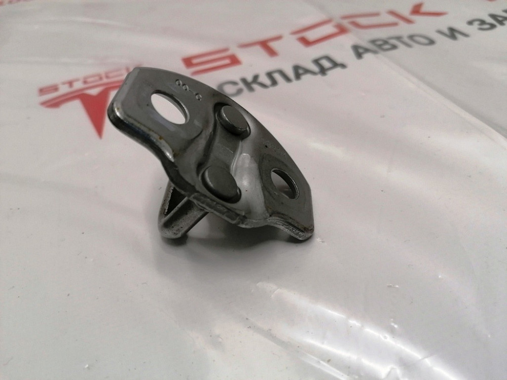 Петля замка двери передней/задней левая/правая Tesla model 3 1107262-00-C Київ - зображення 6