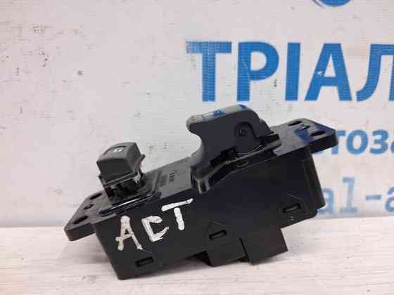 Кнопка стеклоподъемника SsangYong Actyon 2005-2010 8583031000HCH (Арт. 76348) Київ