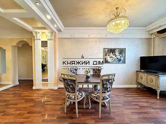 Продаж 3-кімнатної квартири м. Голосіївська Київ