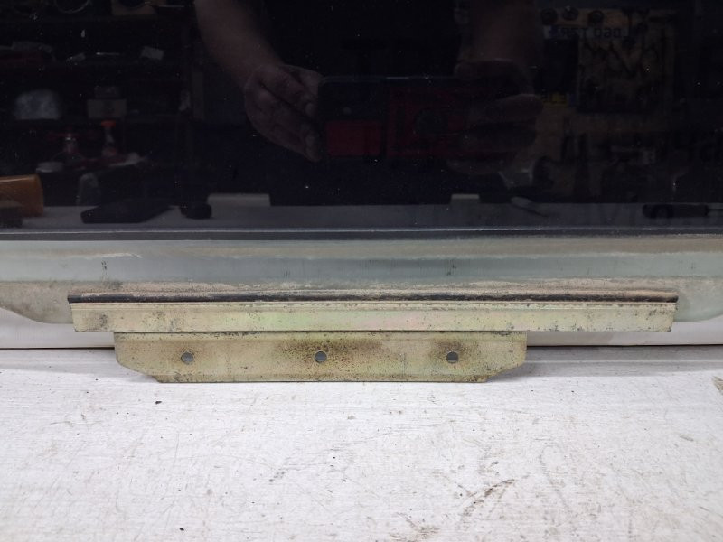 Стекло двери заднее левое Toyota Avensis 2002-2010 6810405120 (Арт. 62097) Киев - изображение 2